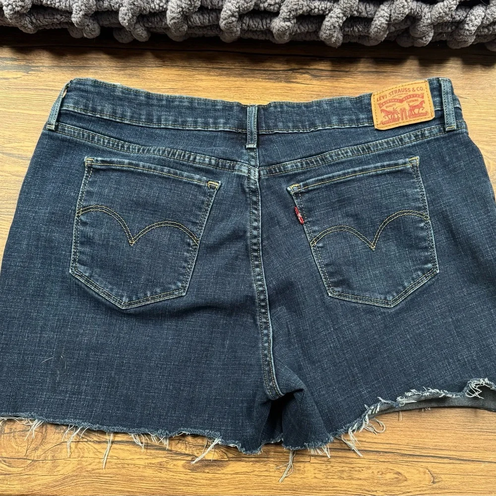 Levi’s Dark Blue Denim Shorts